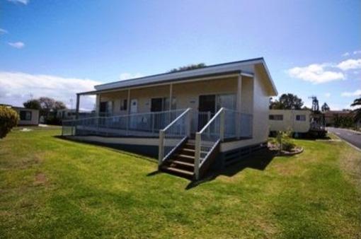 фото отеля Norah Head Holiday Park Cabins