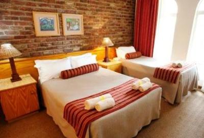 фото отеля Kleinplaas Resort Oudtshoorn