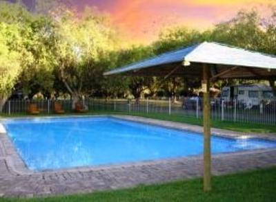 фото отеля Kleinplaas Resort Oudtshoorn