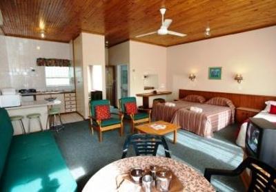 фото отеля Kleinplaas Resort Oudtshoorn