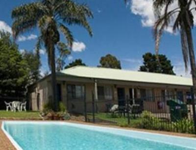 фото отеля BEST WESTERN The Balan Village Motel