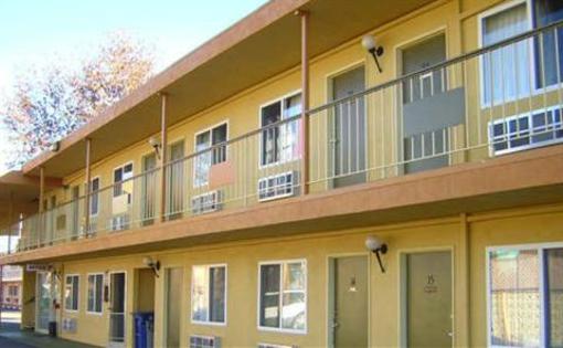 фото отеля Americana Lodge Redding