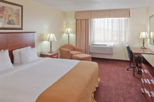 фото отеля Holiday Inn Express Rapid City