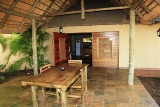 фото отеля Buckler's Africa Bed & Breaakfast Komatipoort