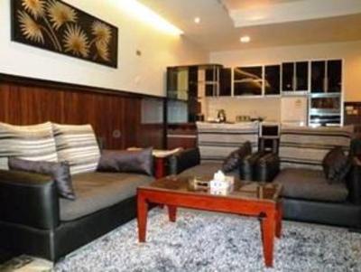 фото отеля Orans Suites 4