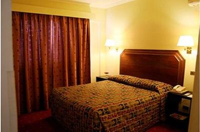 фото отеля Hotel Gavina Express
