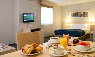 фото отеля City Suites Toluca