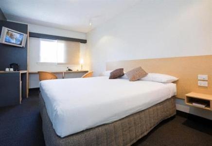 фото отеля Hotel Ibis Townsville