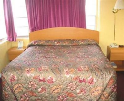 фото отеля Scottish Inns & Suites