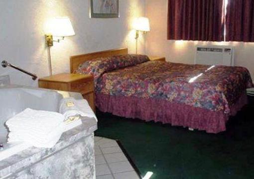 фото отеля Econo Lodge Waterloo