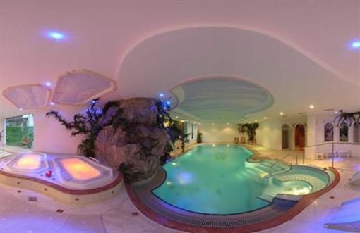 фото отеля Hotel Alpino & Blue Bay