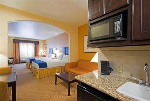 фото отеля Holiday Inn Express Hotel & Suites Mexia