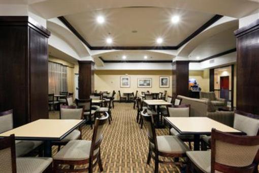 фото отеля Holiday Inn Express Hotel & Suites Mexia