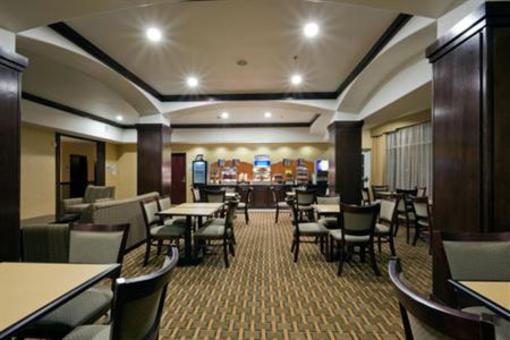 фото отеля Holiday Inn Express Hotel & Suites Mexia