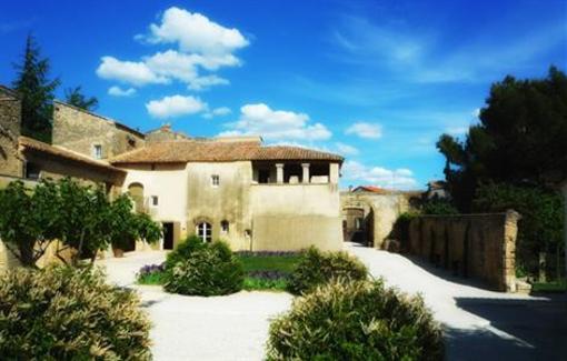 фото отеля Domaine Des Escaunes Hotel Sernhac