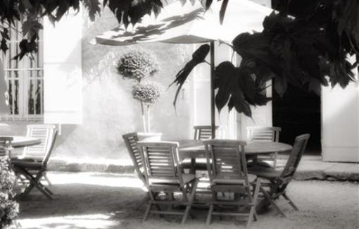 фото отеля Domaine Des Escaunes Hotel Sernhac