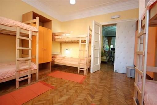 фото отеля Hostel Le Jardin