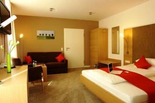 фото отеля Hotel Gasthof Krone Niederstetten