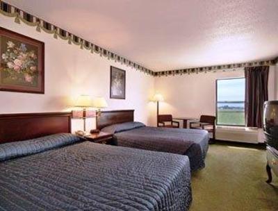 фото отеля Days Inn Davenport Walcott