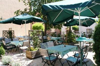 фото отеля Hotel Gasthof Zur Post Bad Abbach