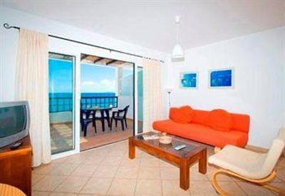 фото отеля Ereza Apartamentos La Avenida