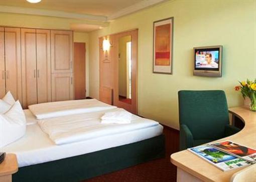 фото отеля Isnyland Terrassen Hotel Isny im Allgau