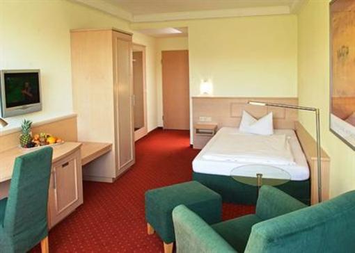 фото отеля Isnyland Terrassen Hotel Isny im Allgau