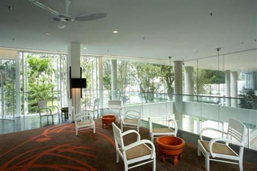 фото отеля Lone Pine Hotel