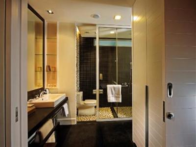 фото отеля Lone Pine Hotel