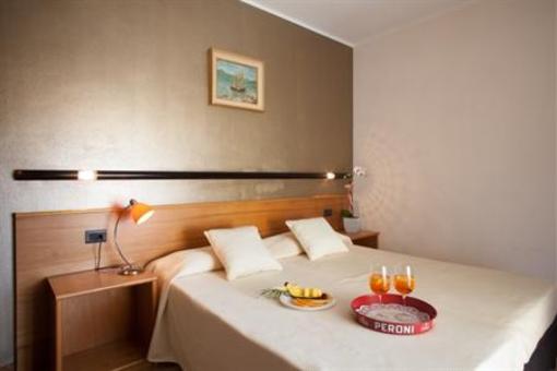 фото отеля Pace Hotel Torri del Benaco