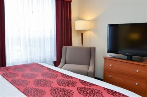 фото отеля Best Western Thompson Hotel & Suites