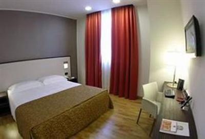фото отеля Falck Village Hotel