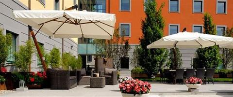 фото отеля Falck Village Hotel