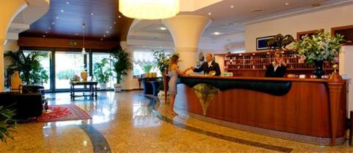 фото отеля Savoy Beach Hotel