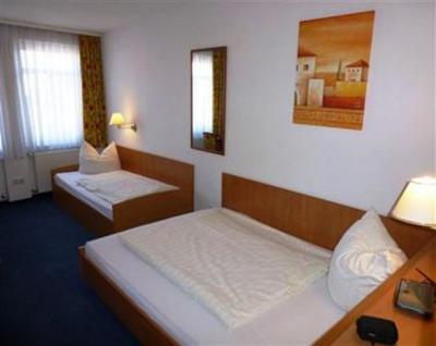 фото отеля Hotel und Restaurant Goldnes Fass