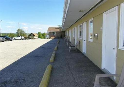фото отеля Trans Canada Motel & Restaurant