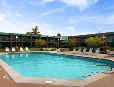 фото отеля Ramada Paris TX