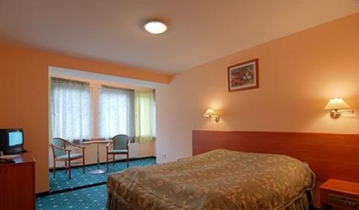 фото отеля Hotel Chojnik Jelenia Gora