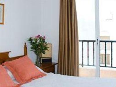 фото отеля Hotel y Hostal Las Palmas