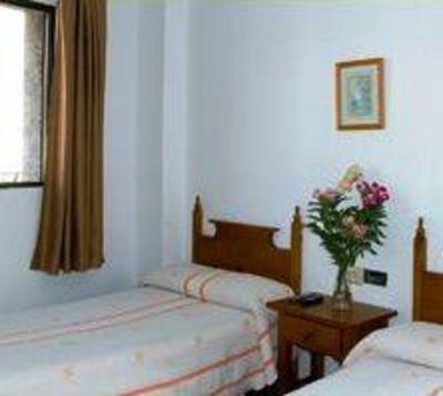 фото отеля Hotel y Hostal Las Palmas