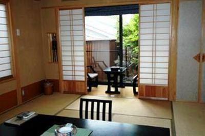 фото отеля Yufuin Onsen Oyado Ichizen Hotel