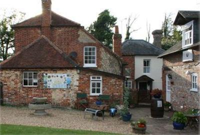 фото отеля Hunston Mill B&B and Self Catering Cottages