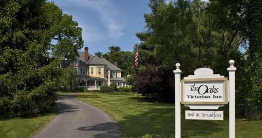 фото отеля The Oaks Victorian Inn