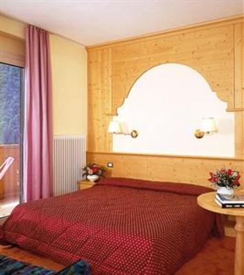 фото отеля Hotel Olympia Molveno