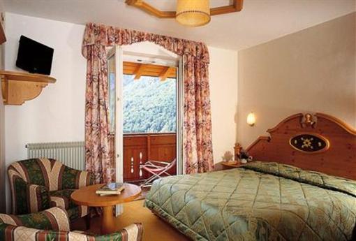 фото отеля Hotel Olympia Molveno