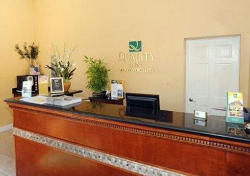 фото отеля Quality Inn University