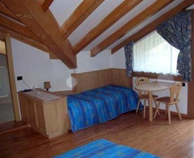 фото отеля Hotel Caminetto Lavarone
