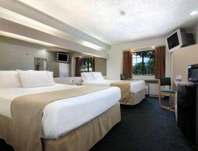 фото отеля Microtel Inn Arlington Dallas Area