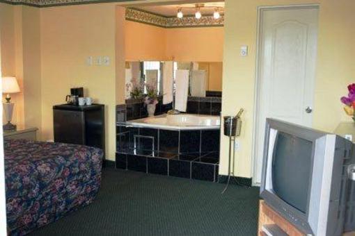 фото отеля Value Inn Ottawa