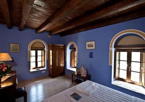 фото отеля Mavromichalai Hotel